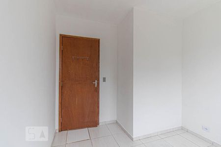 Quarto  de apartamento para alugar com 1 quarto, 45m² em Novo Mundo, Curitiba