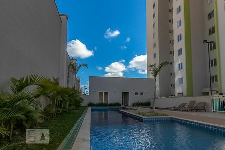 Apartamento para alugar com 190m², 2 quartos e 1 vaga Apartamento para alugar com 190m², 2 quartos e 1 vagaÁrea comum - Piscina