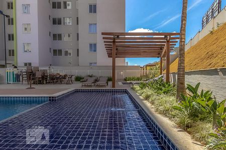Apartamento para alugar com 190m², 2 quartos e 1 vaga Apartamento para alugar com 190m², 2 quartos e 1 vagaÁrea comum - Piscina