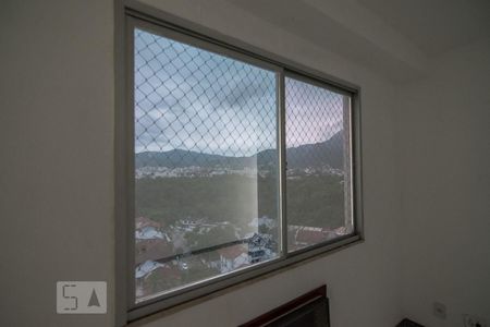 Detalhe Janela de apartamento para alugar com 1 quarto, 40m² em Freguesia (jacarepaguá), Rio de Janeiro