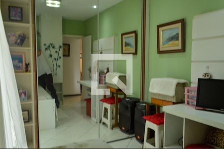 Quarto de apartamento para alugar com 2 quartos, 67m² em Pechincha, Rio de Janeiro