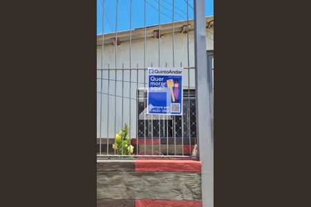 placa instalada de casa à venda com 3 quartos, 65m² em Sarandi, Porto Alegre