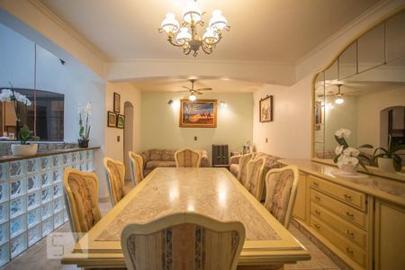 Casa à venda com 412m², 7 quartos e 3 vagasSala 2