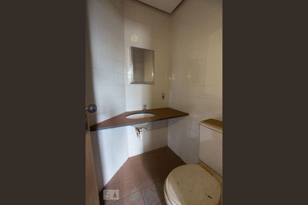 Banheiro de apartamento para alugar com 1 quarto, 35m² em Vila Amelia, Ribeirão Preto