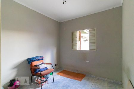 Casa para alugar com 190m², 5 quartos e 3 vagasCasa de fundos - Quarto 1