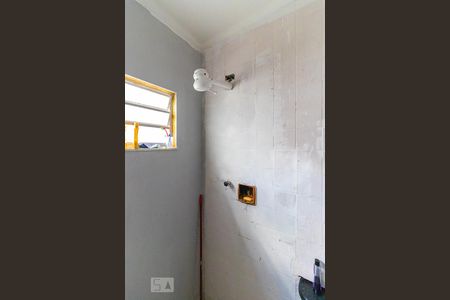 Casa para alugar com 190m², 5 quartos e 3 vagasCasa de fundos - Banheiro