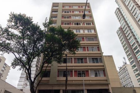 Fachada de apartamento para alugar com 2 quartos, 40m² em Bela Vista, São Paulo