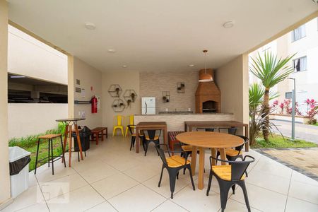 Apartamento para alugar com 41m², 2 quartos e sem vaga Apartamento para alugar com 41m², 2 quartos e sem vagaÁrea comum - Churrasqueira