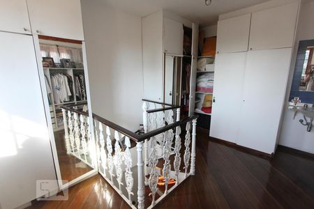 Casa à venda com 384m², 5 quartos e 2 vagasCloset - Quarto 1