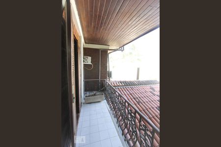 Casa à venda com 384m², 5 quartos e 2 vagasVista varanda quarto 4