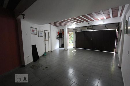 Casa à venda com 384m², 5 quartos e 2 vagasGaragem
