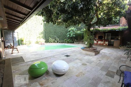 Casa à venda com 384m², 5 quartos e 2 vagasVaranda inferior