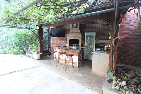 Casa à venda com 384m², 5 quartos e 2 vagasÁrea comum - Churrasqueira