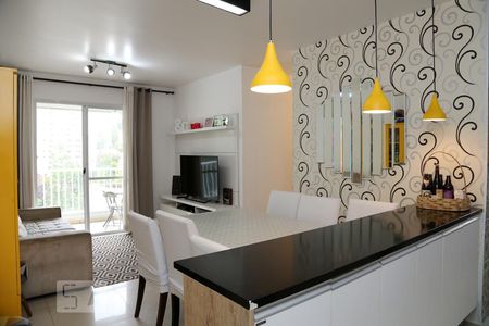 Sala de apartamento à venda com 3 quartos, 70m² em Parque Reboucas, São Paulo