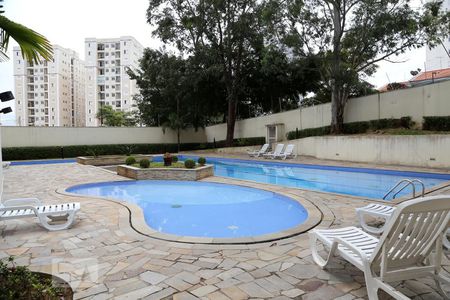 Apartamento à venda com 70m², 3 quartos e 1 vagaÁrea Comum - Piscina