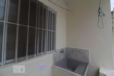Casa para alugar com 60m², 1 quarto e sem vagaÁrea serviço