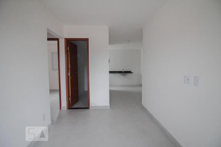 Sala de apartamento para alugar com 2 quartos, 45m² em Vila Clarice, São Paulo