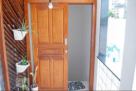 Casa à venda com 150m², 3 quartos e 1 vaga Casa à venda com 150m², 3 quartos e 1 vagaCobertura