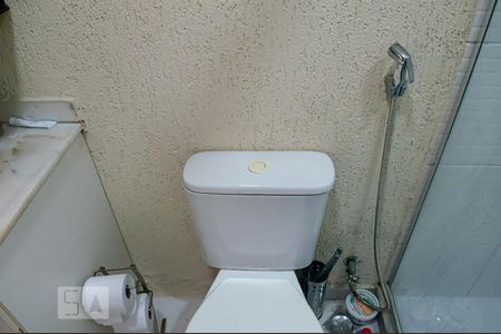 Casa à venda com 150m², 3 quartos e 1 vaga Casa à venda com 150m², 3 quartos e 1 vagaBanheiro da Suíte