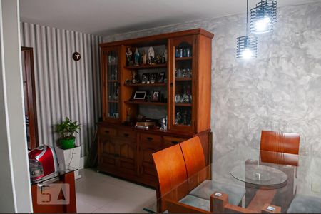 Sala de casa à venda com 3 quartos, 150m² em Pechincha, Rio de Janeiro