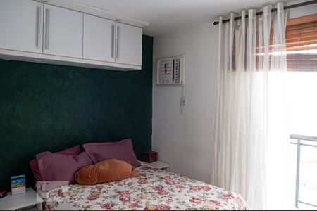 Casa à venda com 150m², 3 quartos e 1 vaga Casa à venda com 150m², 3 quartos e 1 vagaSuíte