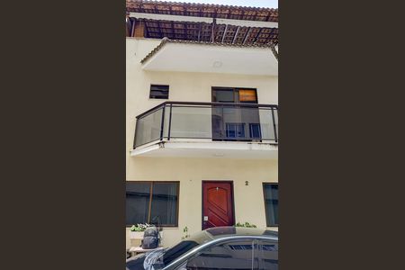 Casa à venda com 150m², 3 quartos e 1 vaga Casa à venda com 150m², 3 quartos e 1 vagaFachada