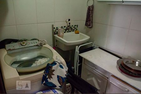 Casa à venda com 150m², 3 quartos e 1 vaga Casa à venda com 150m², 3 quartos e 1 vagaÁrea de Serviço