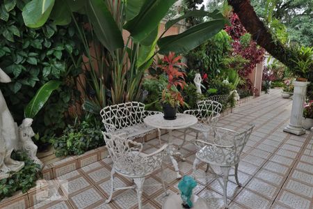 Casa à venda com 650m², 5 quartos e 6 vagasJardim