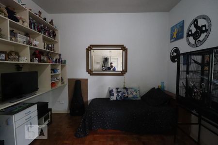 Casa à venda com 650m², 5 quartos e 6 vagasQaurto 2