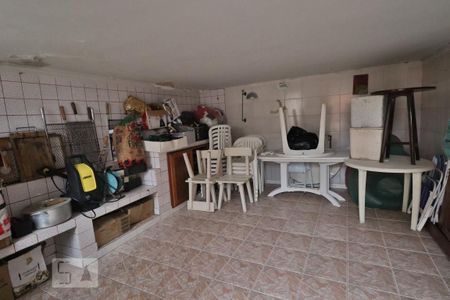 Casa à venda com 650m², 5 quartos e 6 vagas Salão de festas