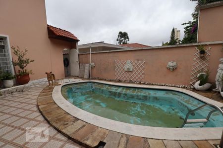 Casa à venda com 650m², 5 quartos e 6 vagas Piscina
