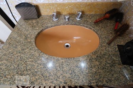 Casa à venda com 650m², 5 quartos e 6 vagasBaneheiro da suíte 2