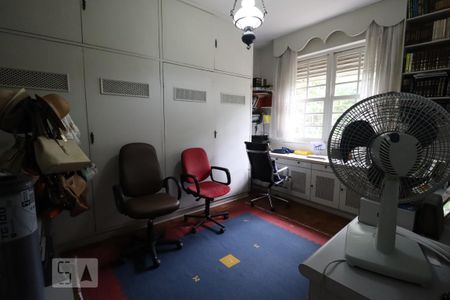 Casa à venda com 650m², 5 quartos e 6 vagasQaurto 1