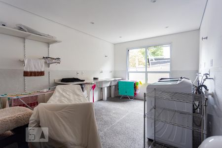 Apartamento à venda com 37m², 1 quarto e 1 vaga Apartamento à venda com 37m², 1 quarto e 1 vagaLavanderia