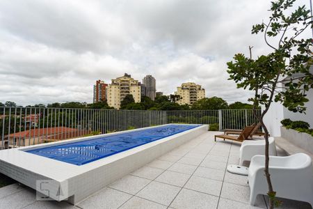 Apartamento à venda com 37m², 1 quarto e 1 vaga Apartamento à venda com 37m², 1 quarto e 1 vagaÁrea comum - Piscina