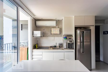 Apartamento à venda com 37m², 1 quarto e 1 vaga Apartamento à venda com 37m², 1 quarto e 1 vagaCozinha