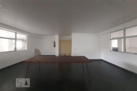 Apartamento à venda com 70m², 2 quartos e 1 vaga Apartamento à venda com 70m², 2 quartos e 1 vagaÁrea comum - Salão de festas