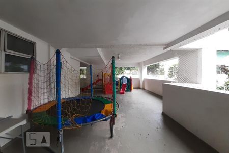 Apartamento à venda com 70m², 2 quartos e 1 vaga Apartamento à venda com 70m², 2 quartos e 1 vagaÁrea Comum - Playground