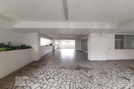 Apartamento à venda com 70m², 2 quartos e 1 vaga Apartamento à venda com 70m², 2 quartos e 1 vagaÁrea comum - Salão de festas