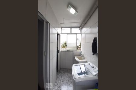 Apartamento à venda com 70m², 2 quartos e 1 vaga Apartamento à venda com 70m², 2 quartos e 1 vagaÁrea de Serviço