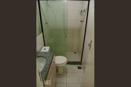 Casa à venda com 118m², 2 quartos e 1 vagaBanheiro