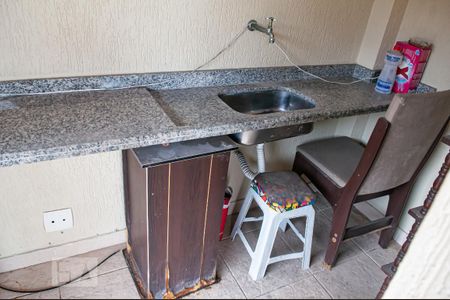 Casa à venda com 118m², 2 quartos e 1 vagaCobertura