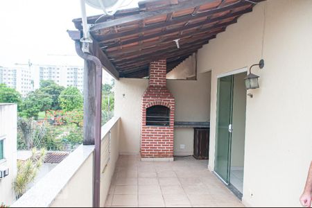 Casa à venda com 118m², 2 quartos e 1 vagaCobertura