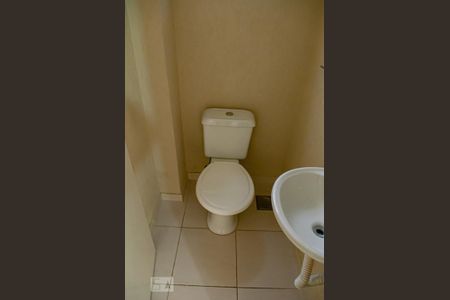 Casa à venda com 118m², 2 quartos e 1 vagaLavabo