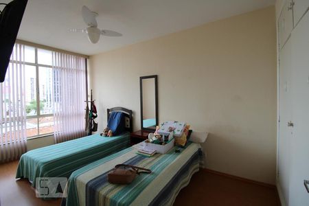 Quarto 1 de apartamento à venda com 3 quartos, 100m² em Centro, Campinas