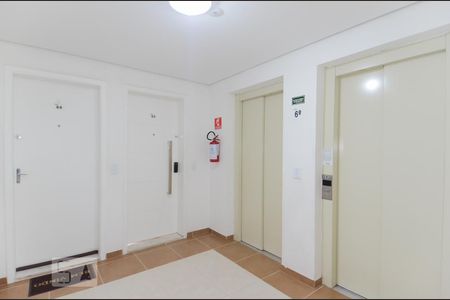 Apartamento para alugar com 59m², 2 quartos e 1 vaga Apartamento para alugar com 59m², 2 quartos e 1 vagaHall de Entrada