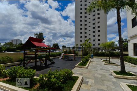 Apartamento para alugar com 59m², 2 quartos e 1 vaga Apartamento para alugar com 59m², 2 quartos e 1 vagaÁrea Comum - Playground