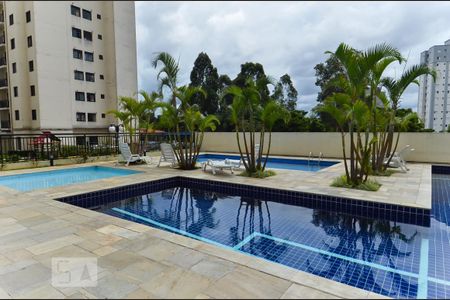 Apartamento para alugar com 59m², 2 quartos e 1 vaga Apartamento para alugar com 59m², 2 quartos e 1 vagaÁrea comum - Piscina