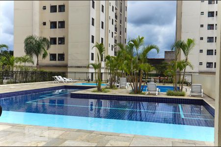 Apartamento para alugar com 59m², 2 quartos e 1 vaga Apartamento para alugar com 59m², 2 quartos e 1 vagaÁrea comum - Piscina