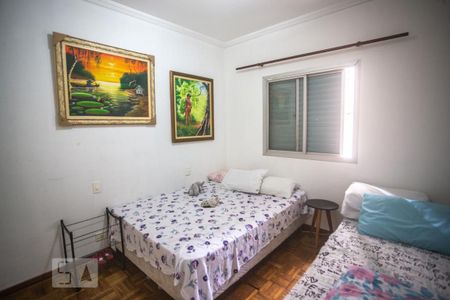 Apartamento à venda com 150m², 4 quartos e 2 vagasQuarto 2